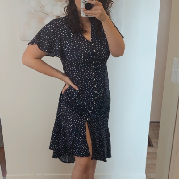 Dress - Picture 2 of 3